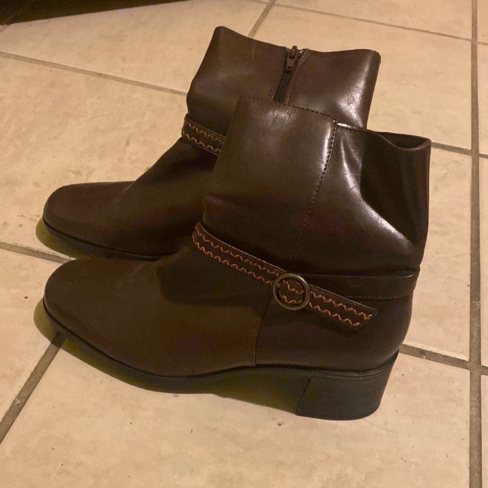 Brown boots